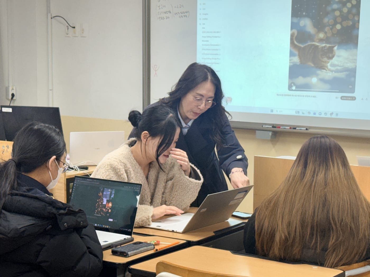 강화도에서 AI와 함께하는 유튜브 크리에이터 체험 한양미래연구소의 생생한 교육 현장