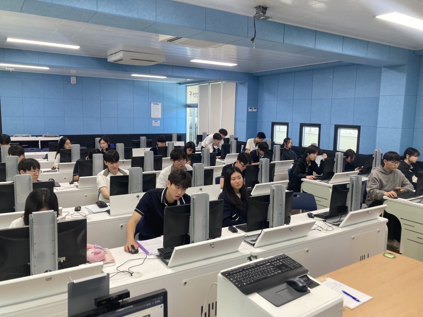 강릉 문성고 AI 유튜브 크리에이터 꿈 현실로 만든 5가지 교육 현장